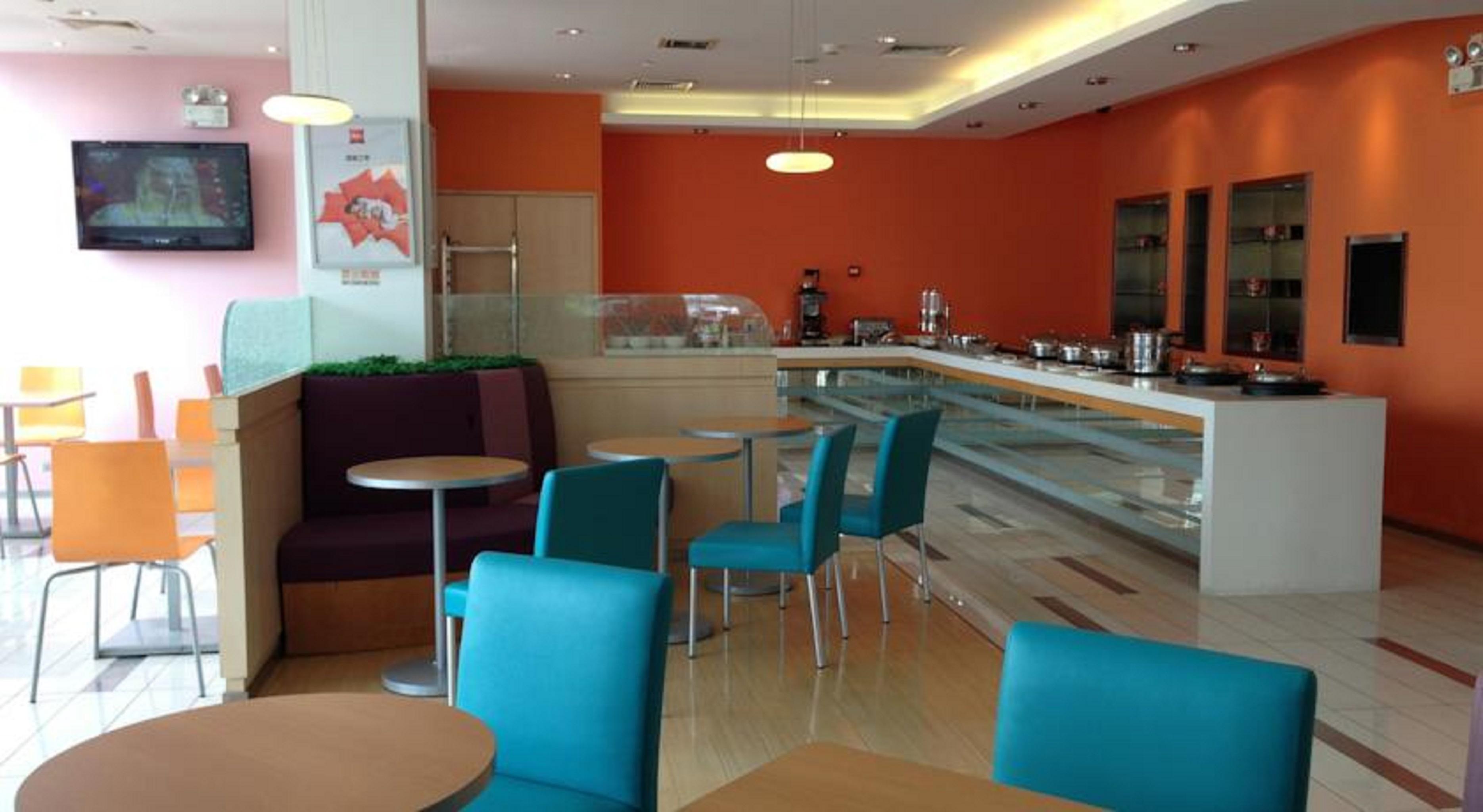 Готель Ibis Qingdao Ningxia Road Екстер'єр фото