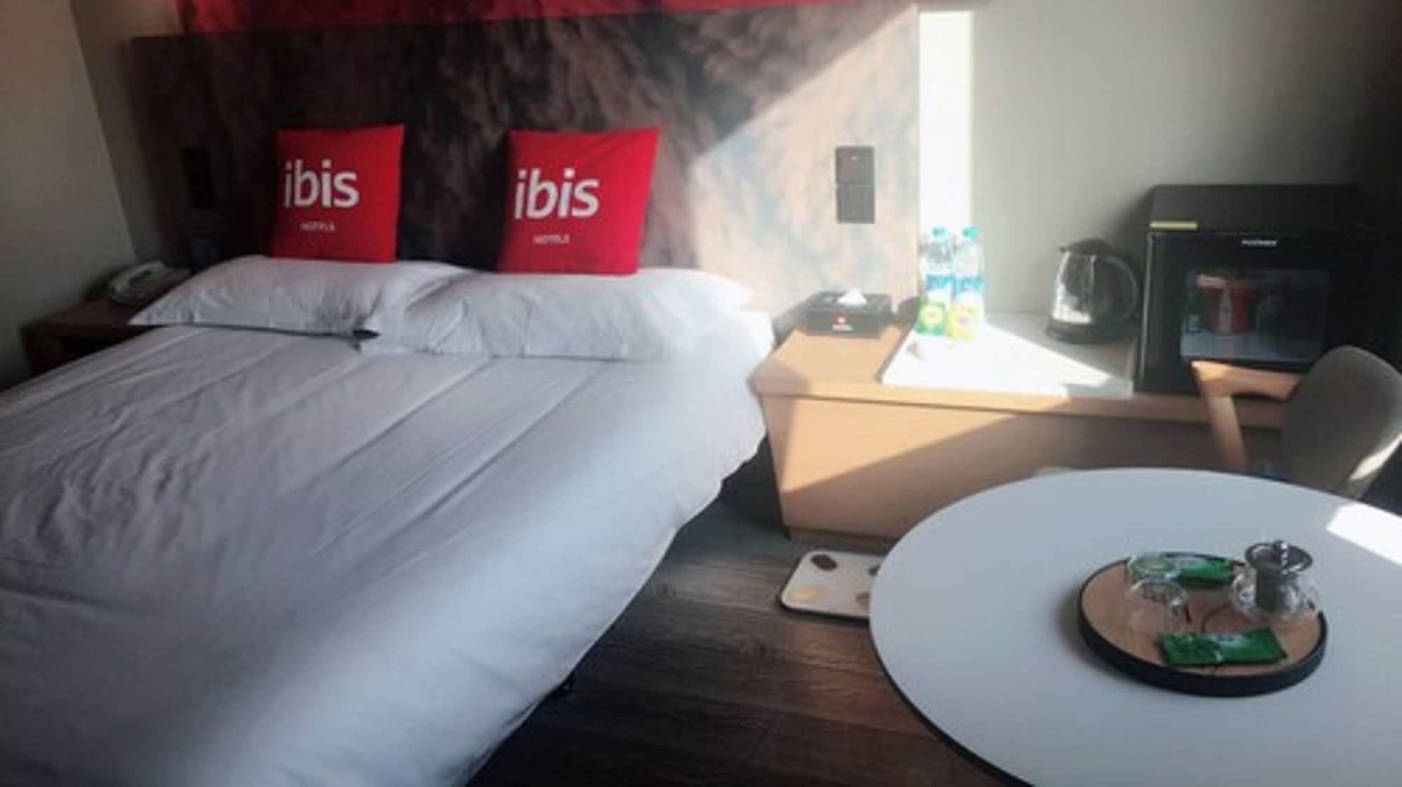 Готель Ibis Qingdao Ningxia Road Екстер'єр фото