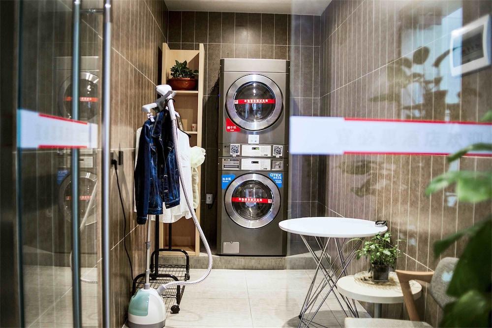 Готель Ibis Qingdao Ningxia Road Екстер'єр фото