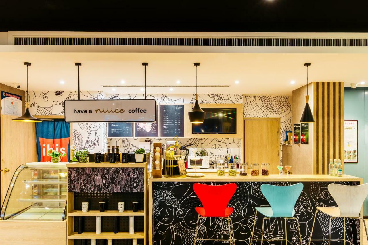 Готель Ibis Qingdao Ningxia Road Екстер'єр фото